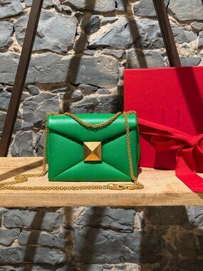Valentino Ultra Green Leather One Stud Chain Shoulder Bag